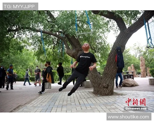 极限运动女王杨娜的成功秘诀与奋斗历程揭秘